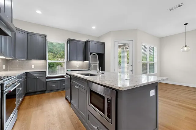 $3,400 | 404 Templeton Drive, Fort Worth, TX 76107