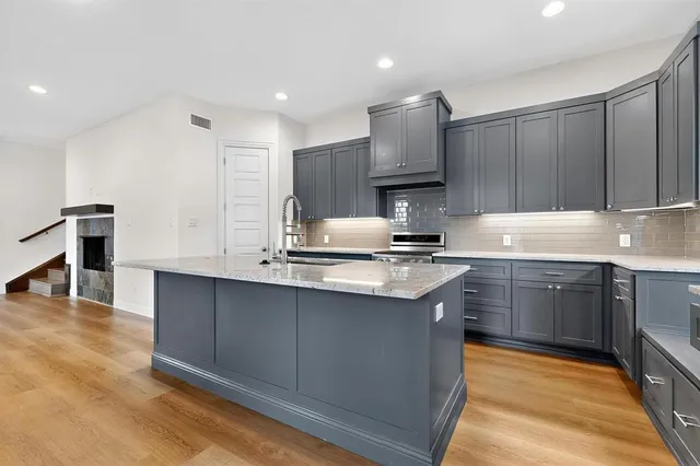 $3,400 | 404 Templeton Drive, Fort Worth, TX 76107