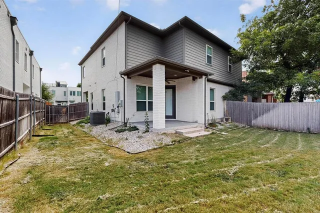$3,400 | 404 Templeton Drive, Fort Worth, TX 76107