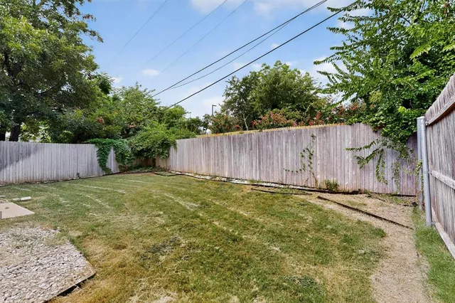 $3,400 | 404 Templeton Drive, Fort Worth, TX 76107