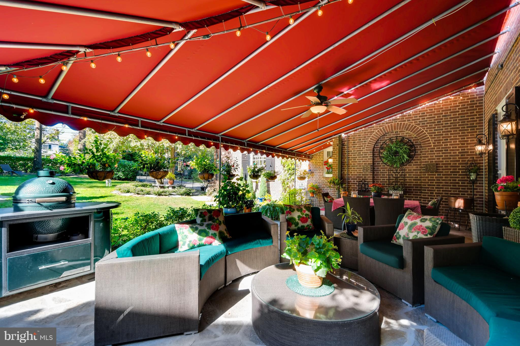 5302 Springlake Way Baltimore, MD 21212 - Photo 23 of 35 a outdoor living space with chairs and a patio