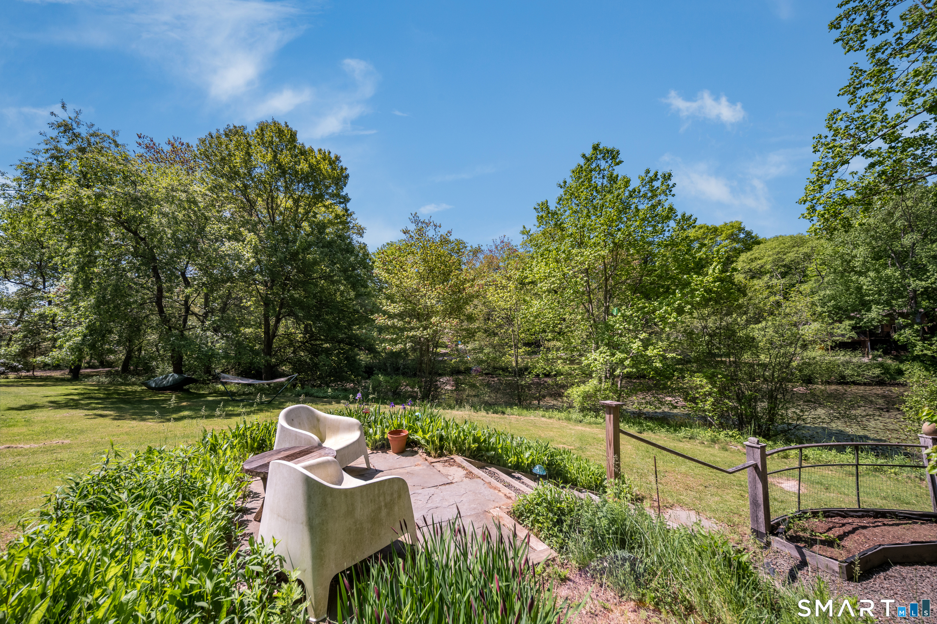 83 Jacobs Lane Guilford, CT 06437 - Photo 34 of 40