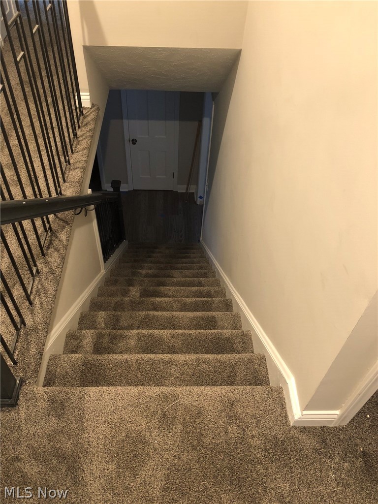 3375 Seaton Road Cleveland, OH 44118 - Photo 24 of 35