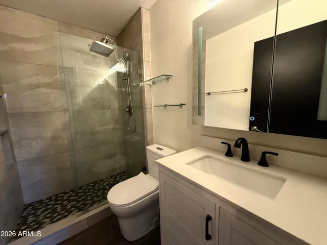 $1,950 | 15634 North 29th Way, Phoenix, AZ 85032