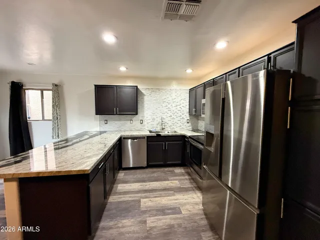$1,950 | 15634 North 29th Way, Phoenix, AZ 85032