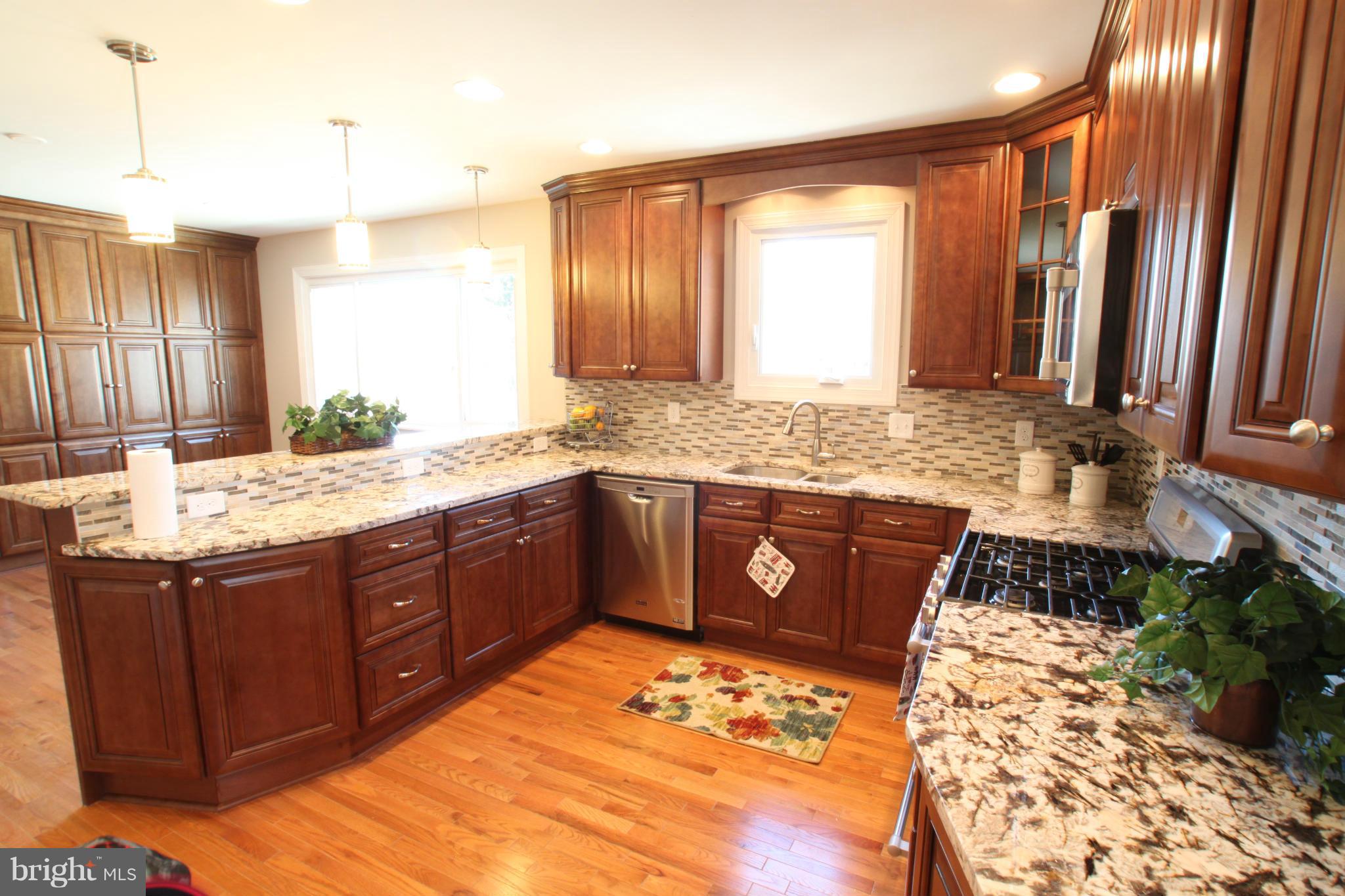 2608 Ken Oak Road Baltimore, MD 21215 - Photo 8 of 25 Kitchen
