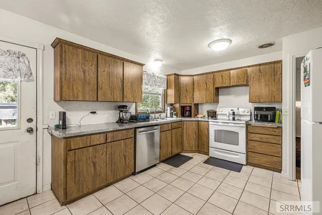 $309,500 | 218 West 1st South, Rigby, ID 83442