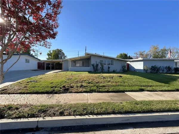 $2,695 | 948 Barbra Lane, Redlands, CA 92374