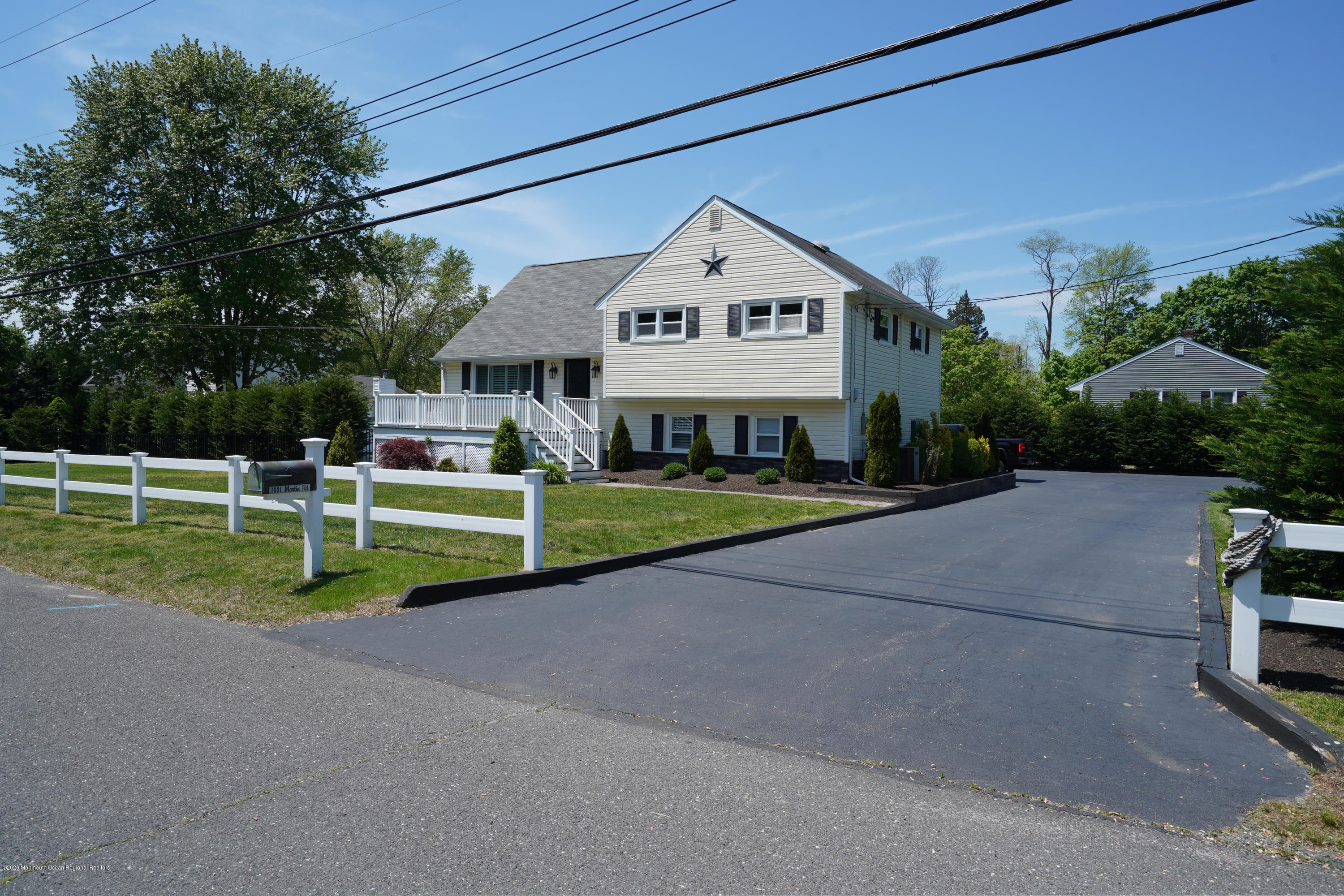 1601 Martin Road Neptune, NJ 07753 - Photo 1 of 34 DSC03787
