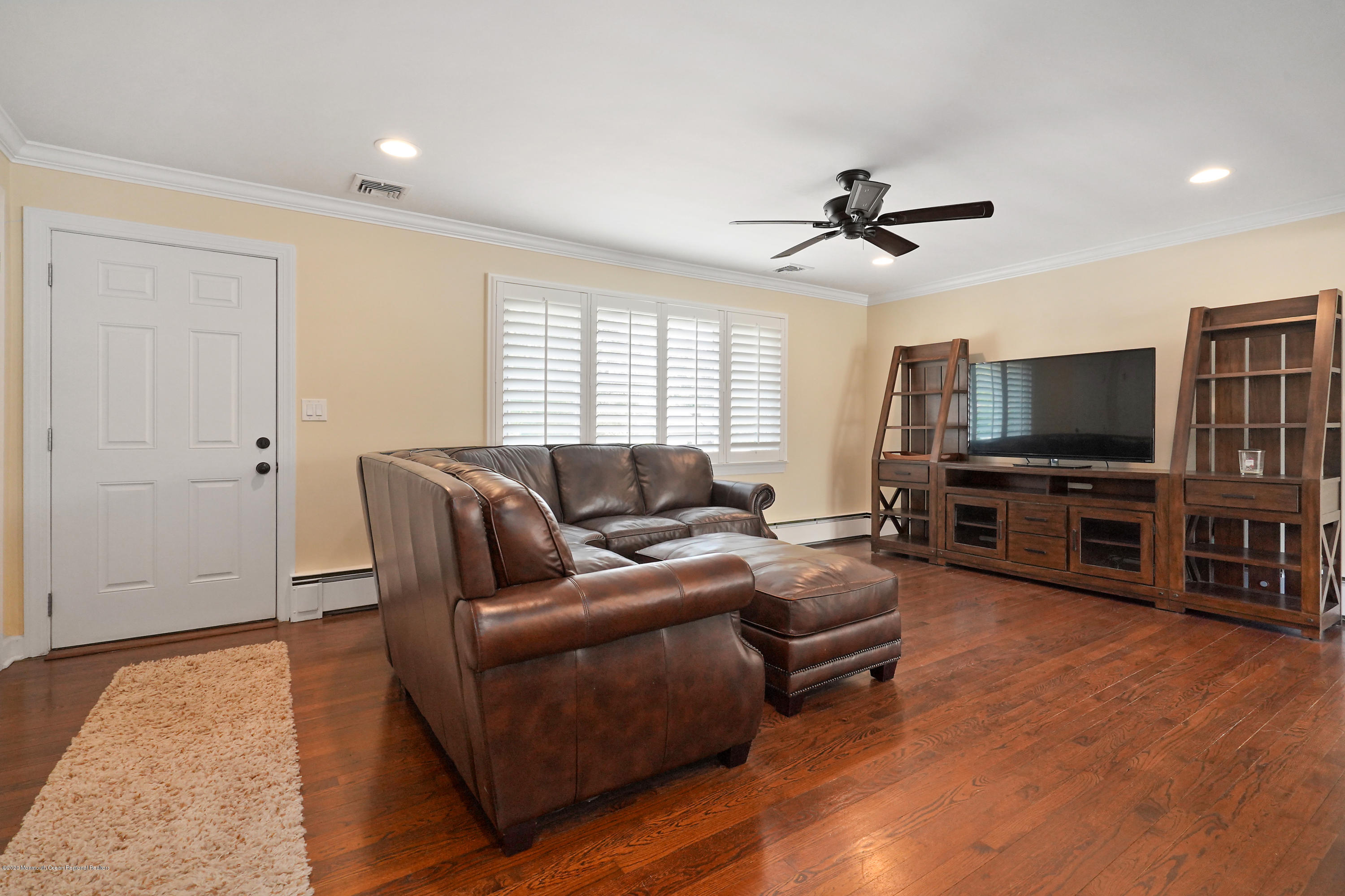1601 Martin Road Neptune, NJ 07753 - Photo 4 of 34 DSC03930