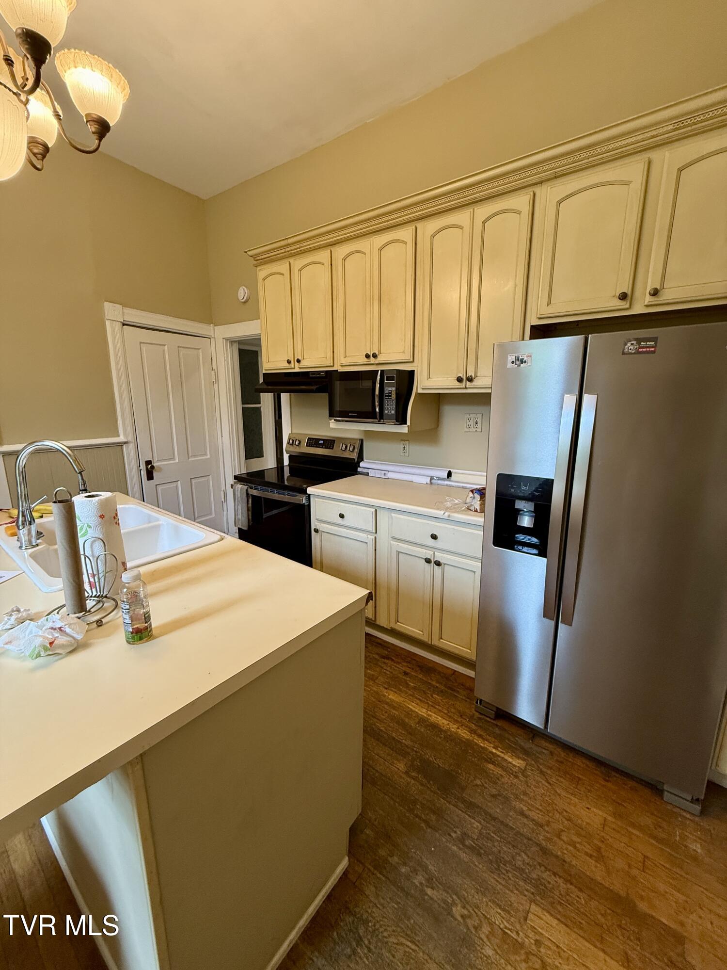 234 Solar Street, Unit 101 Bristol, VA 24201 - Photo 22 of 22 IMG_0208