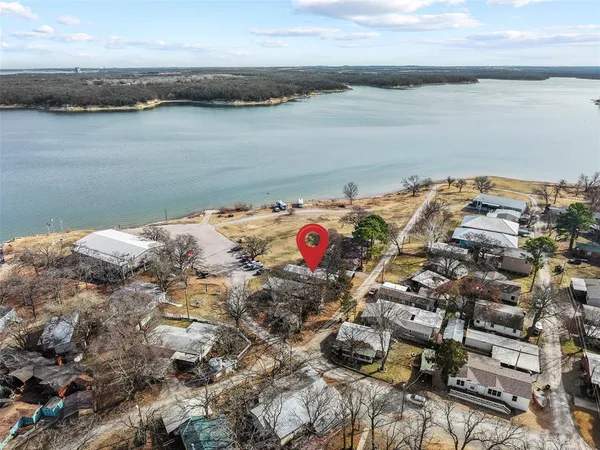 $199,000 | 28 Air Force Drive, Pottsboro, TX 75076