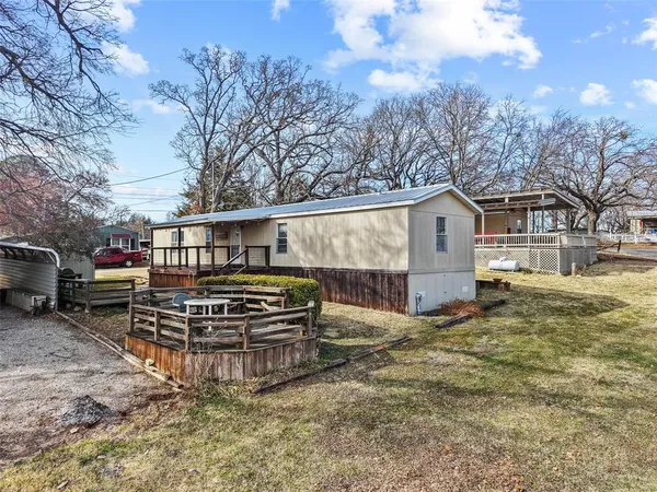 $199,000 | 28 Air Force Drive, Pottsboro, TX 75076