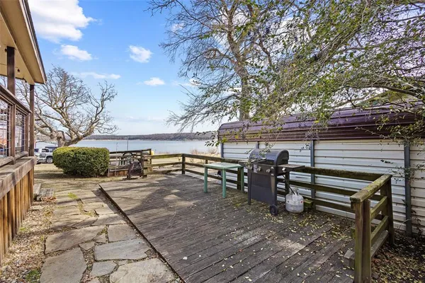 $199,000 | 28 Air Force Drive, Pottsboro, TX 75076