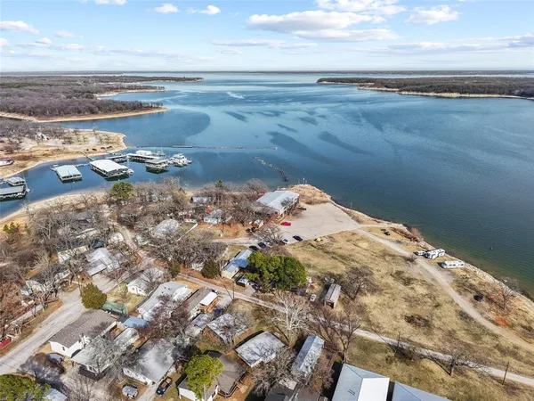 $199,000 | 28 Air Force Drive, Pottsboro, TX 75076