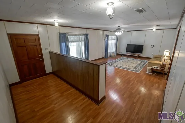 $225,000 | 11837 East Subdivision Road, Port Allen, LA 70767