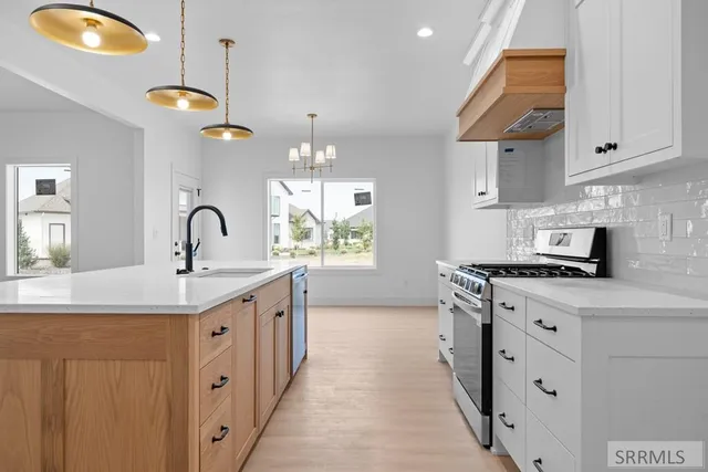 $850,000 | 5804 Dune Village Way, Idaho Falls, ID 83404