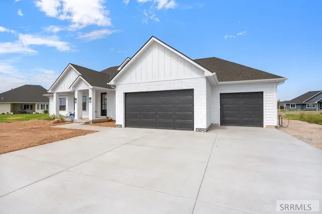 $850,000 | 5804 Dune Village Way, Idaho Falls, ID 83404