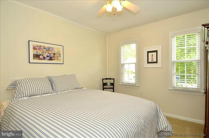 9062 Brook Ford Road Burke, VA 22015 - Photo 13 of 27 Bedroom