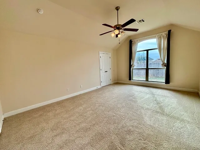 $2,200 | 2501 Speidel Drive, Pflugerville, TX 78660