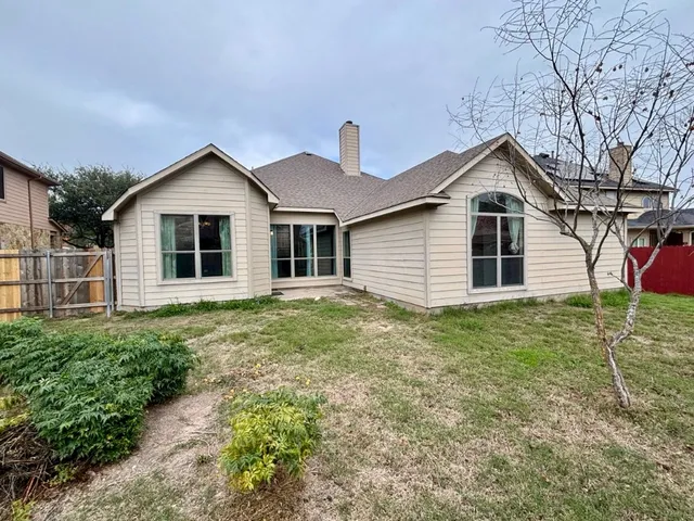 $2,200 | 2501 Speidel Drive, Pflugerville, TX 78660