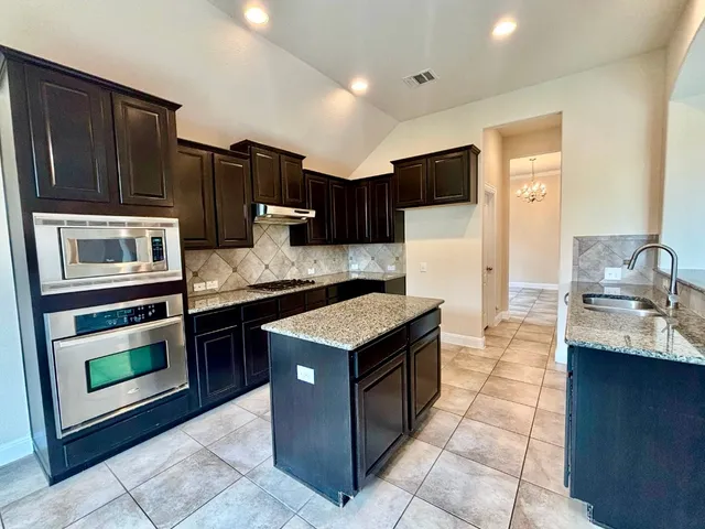 $2,200 | 2501 Speidel Drive, Pflugerville, TX 78660