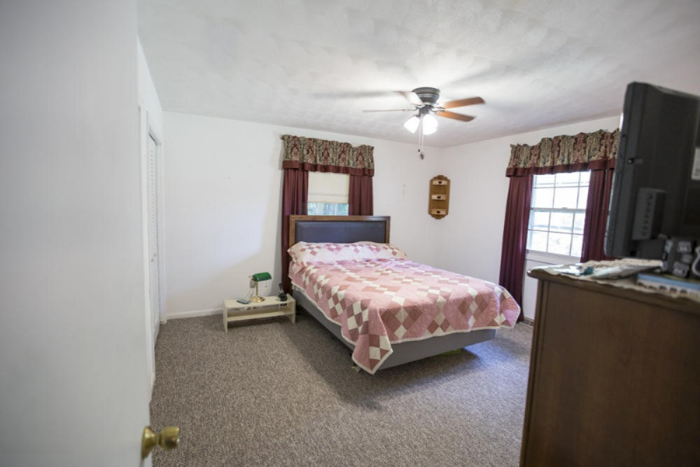 2202 Ruth Court Niles, MI 49120 - Photo 15 of 31 Master