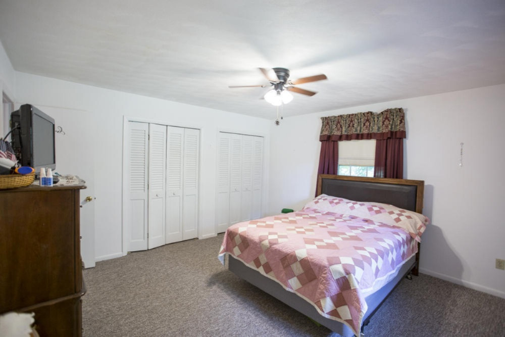 2202 Ruth Court Niles, MI 49120 - Photo 16 of 31 Master 2