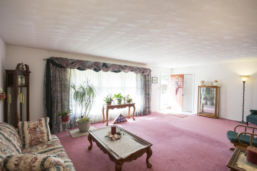 2202 Ruth Court Niles, MI 49120 - Photo 10 of 31 Living room 2