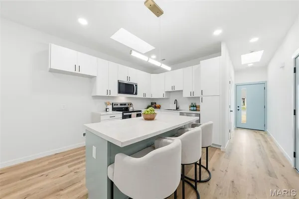 $285,000 | 160 B Field Crossing Drive, Highland, IL 62249