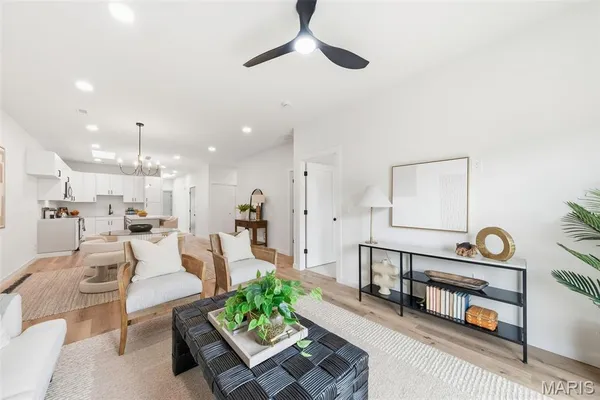 $285,000 | 160 B Field Crossing Drive, Highland, IL 62249