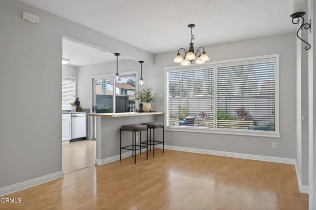 $549,500 | 25702 Vista Fairways Drive, Valencia, CA 91355