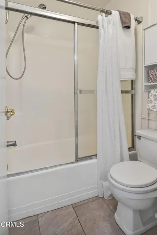 $549,500 | 25702 Vista Fairways Drive, Valencia, CA 91355