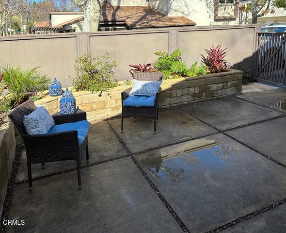 $549,500 | 25702 Vista Fairways Drive, Valencia, CA 91355