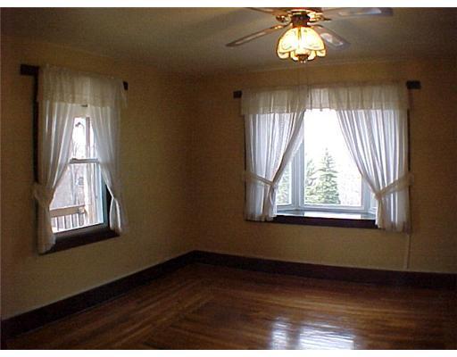 1120 Winfield Road Cabot, PA 16023 - Photo 2 of 13 Living Room.