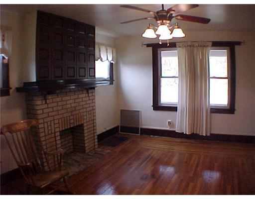 1120 Winfield Road Cabot, PA 16023 - Photo 3 of 13 Living Room.