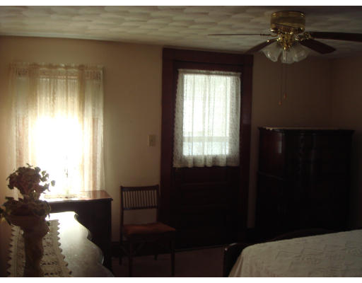 77 Sunapee Street Springfield, MA 01108 - Photo 18 of 28 a view of entryway