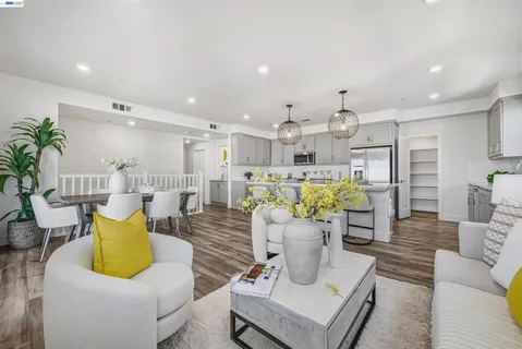 $999,000 | 9620 Seawind Way, Newark, CA 94560