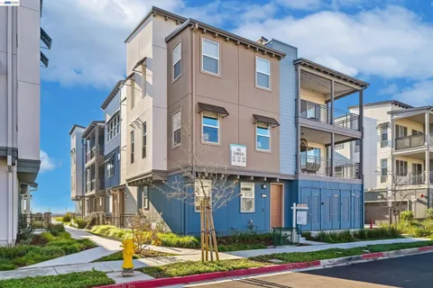 $999,000 | 9620 Seawind Way, Newark, CA 94560