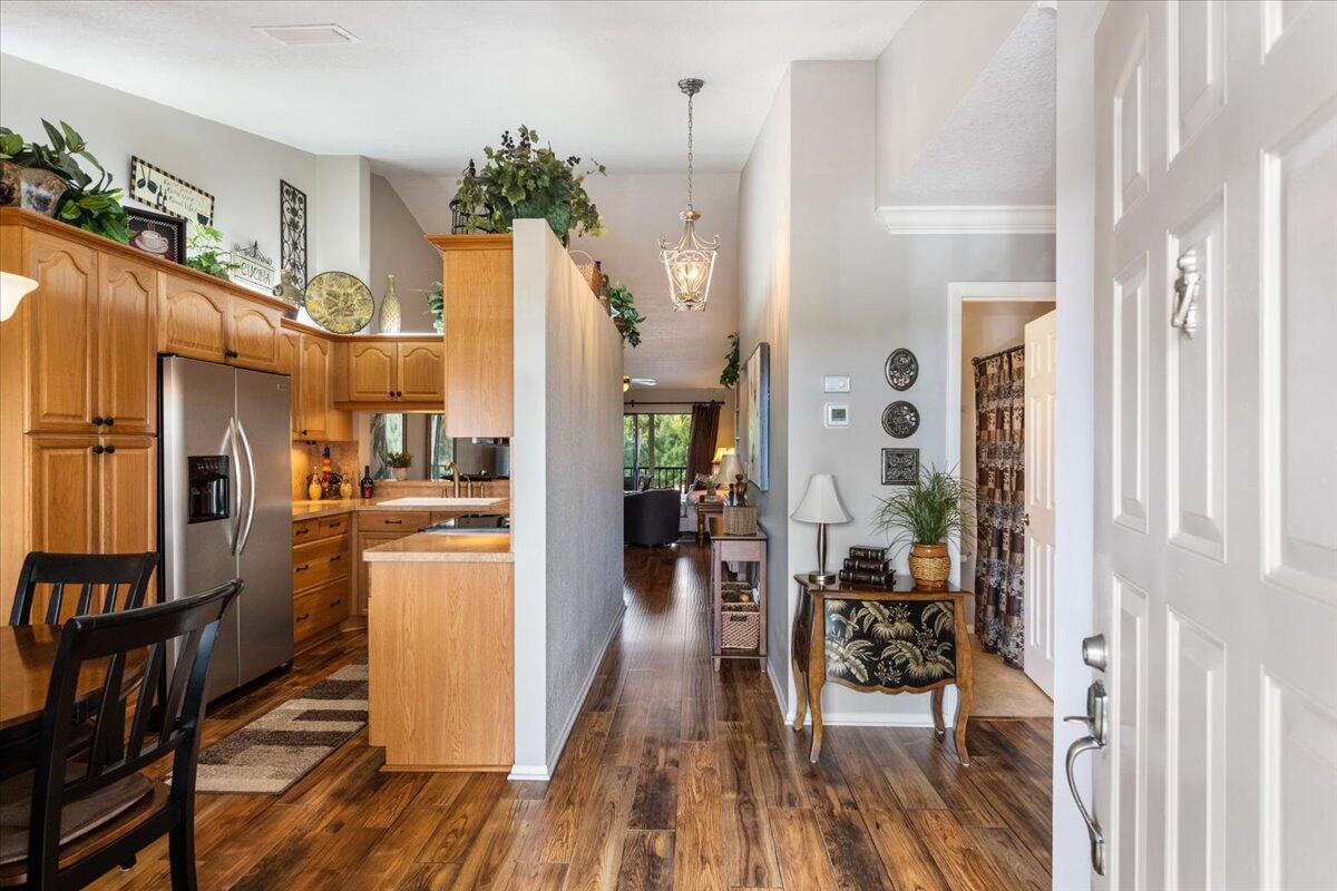 202 Pinecrest Circle, Unit B Jupiter, FL 33458 - Photo 2 of 3 02-DSC_2022