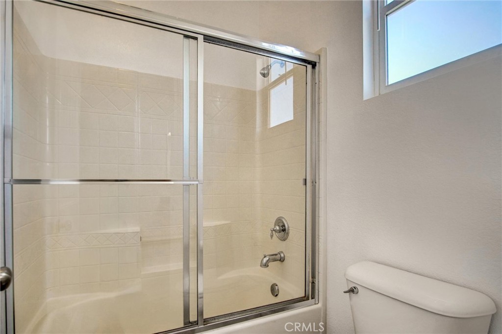 9350 Dauchy Avenue Riverside, CA 92508 - Photo 30 of 34 One of 3 full size bathrooms