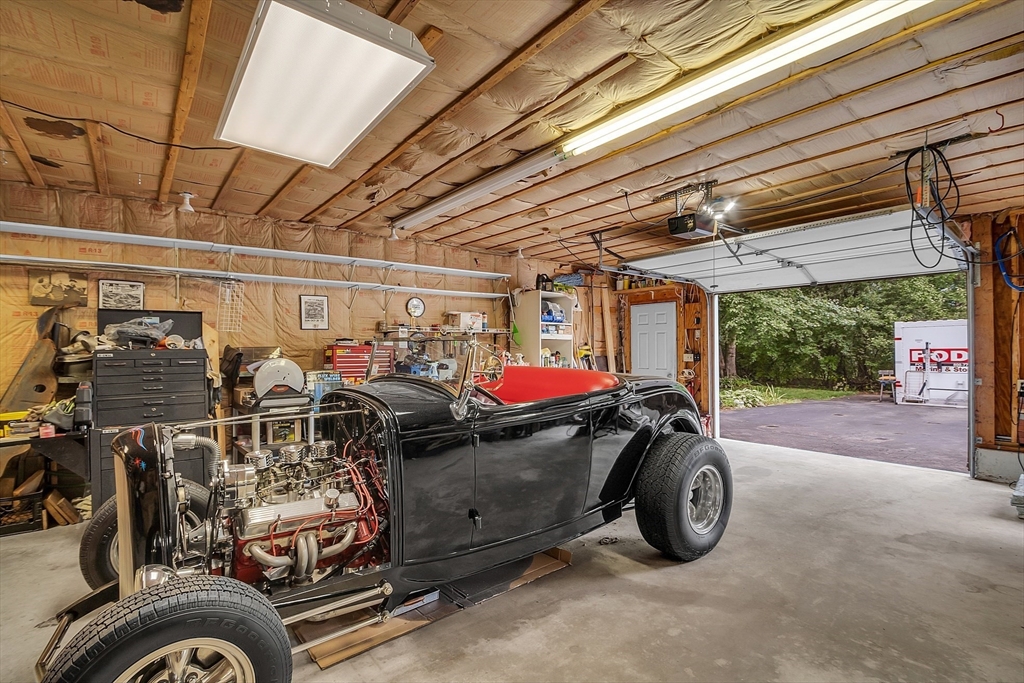 175 Carlisle Road Westford, MA 01886 - Photo 36 of 39 Gallery Image 36