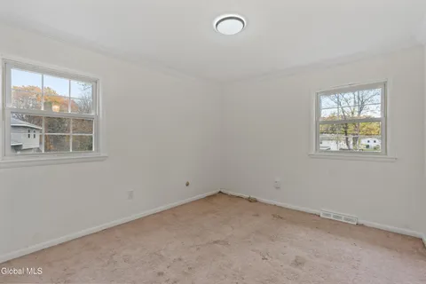 $450,000 | 53 Eberle Road, Colonie, NY 12110