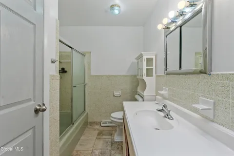 $450,000 | 53 Eberle Road, Colonie, NY 12110