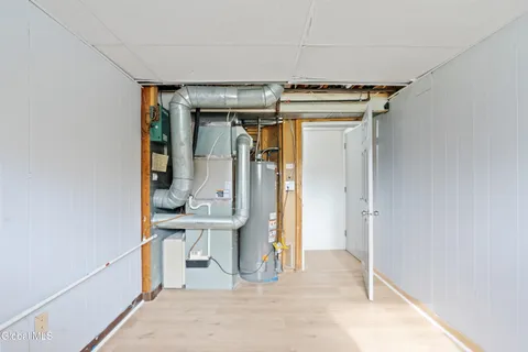 $450,000 | 53 Eberle Road, Colonie, NY 12110