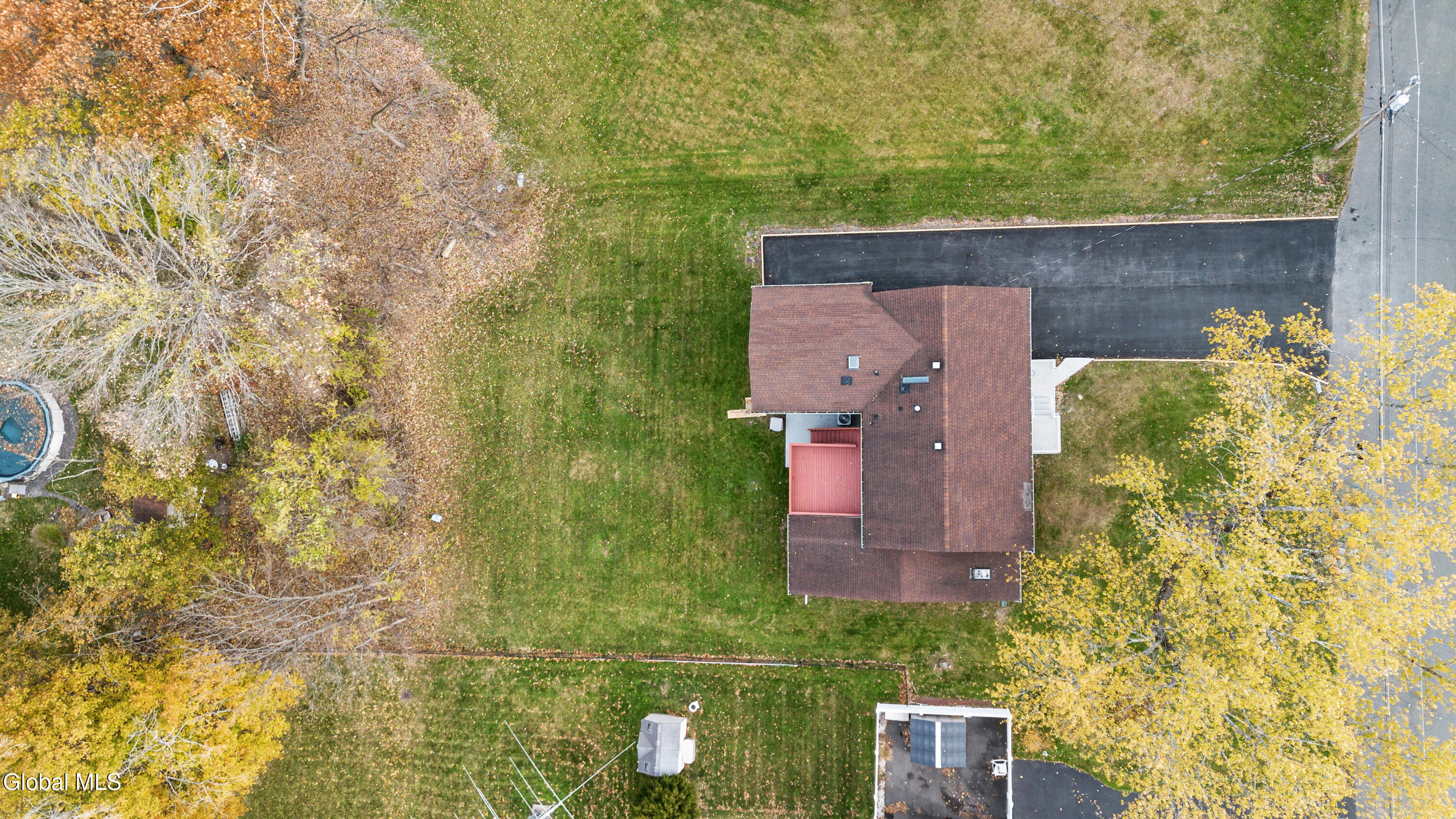 53 Eberle Road Colonie, NY 12110 - Photo 41 of 46 41