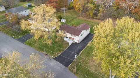 $450,000 | 53 Eberle Road, Colonie, NY 12110