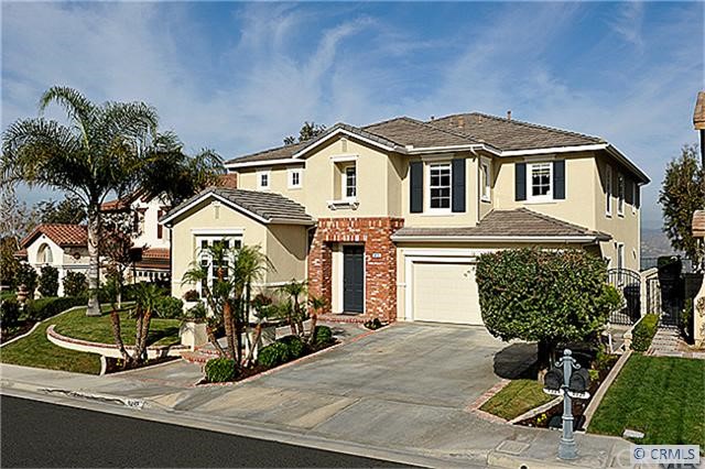 Beautiful 5 bedroom home on a premium view lot!