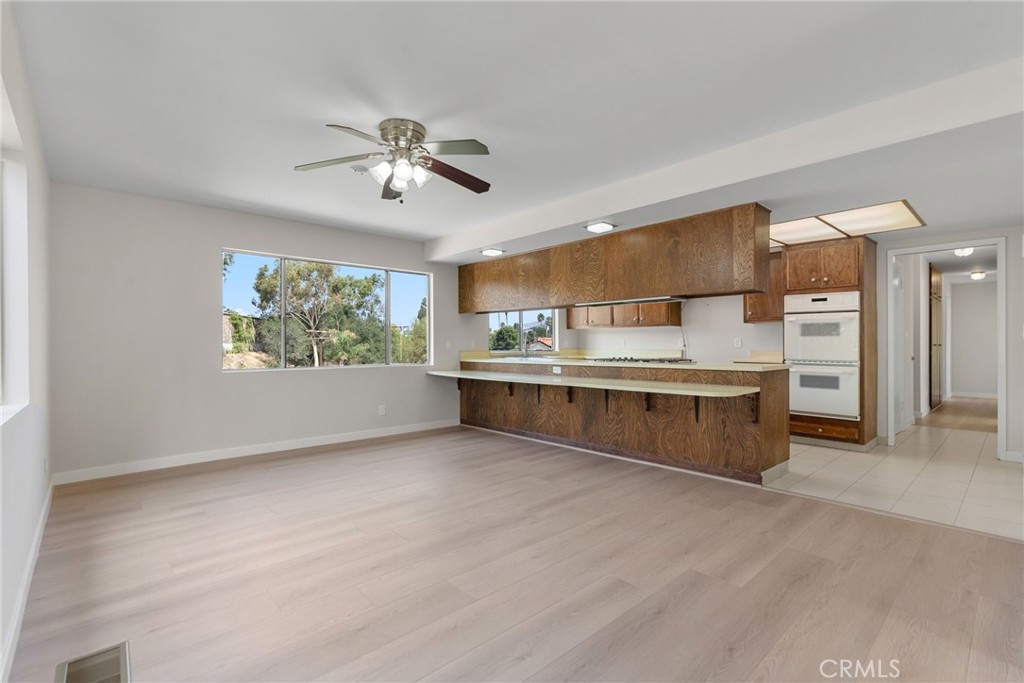 443 Woodbury Road Glendale, CA 91206 - Photo 13 of 48 Dining Room / Kitchen