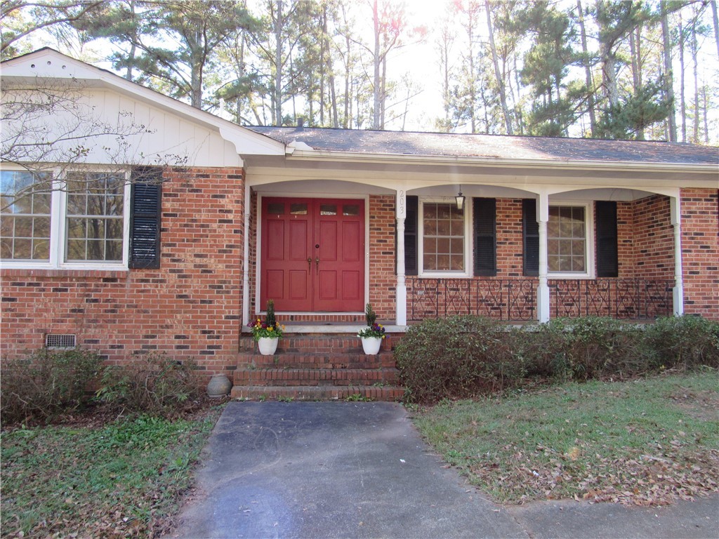 203 Mahaffey Drive Seneca, SC 29672 - Photo 2 of 26 Solid wood double door entry to foyer